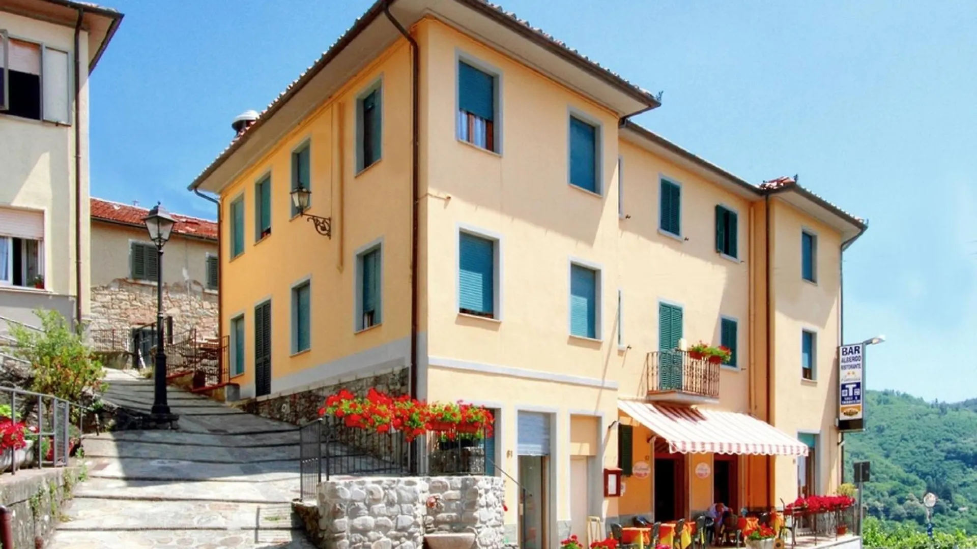Amelia Hotel Momigno